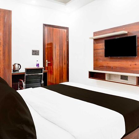 Super Hotel O Global New Delhi Eksteriør billede