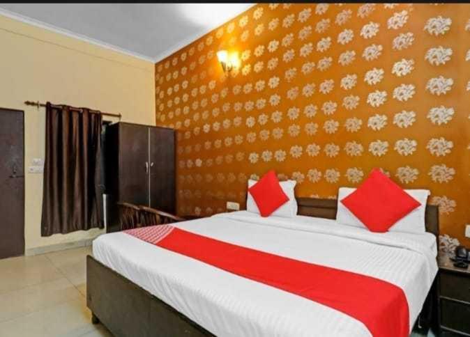 Super Hotel O Global New Delhi Eksteriør billede