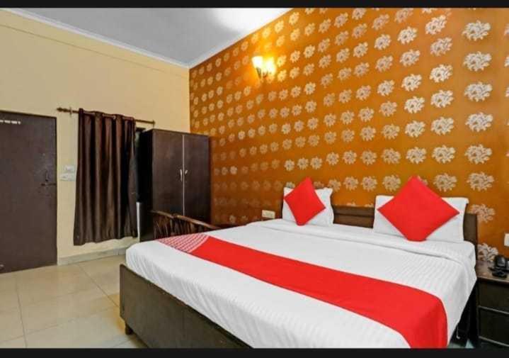 Super Hotel O Global New Delhi Eksteriør billede