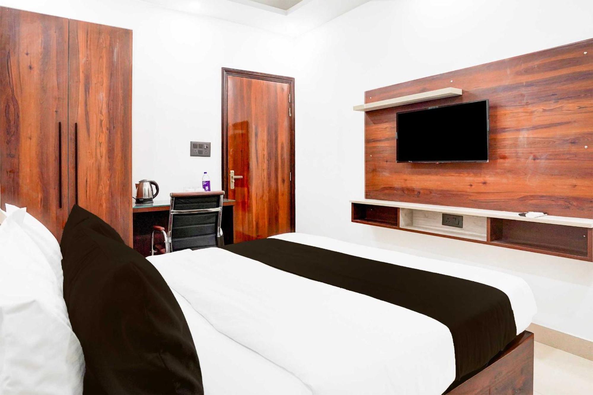 Super Hotel O Global New Delhi Eksteriør billede