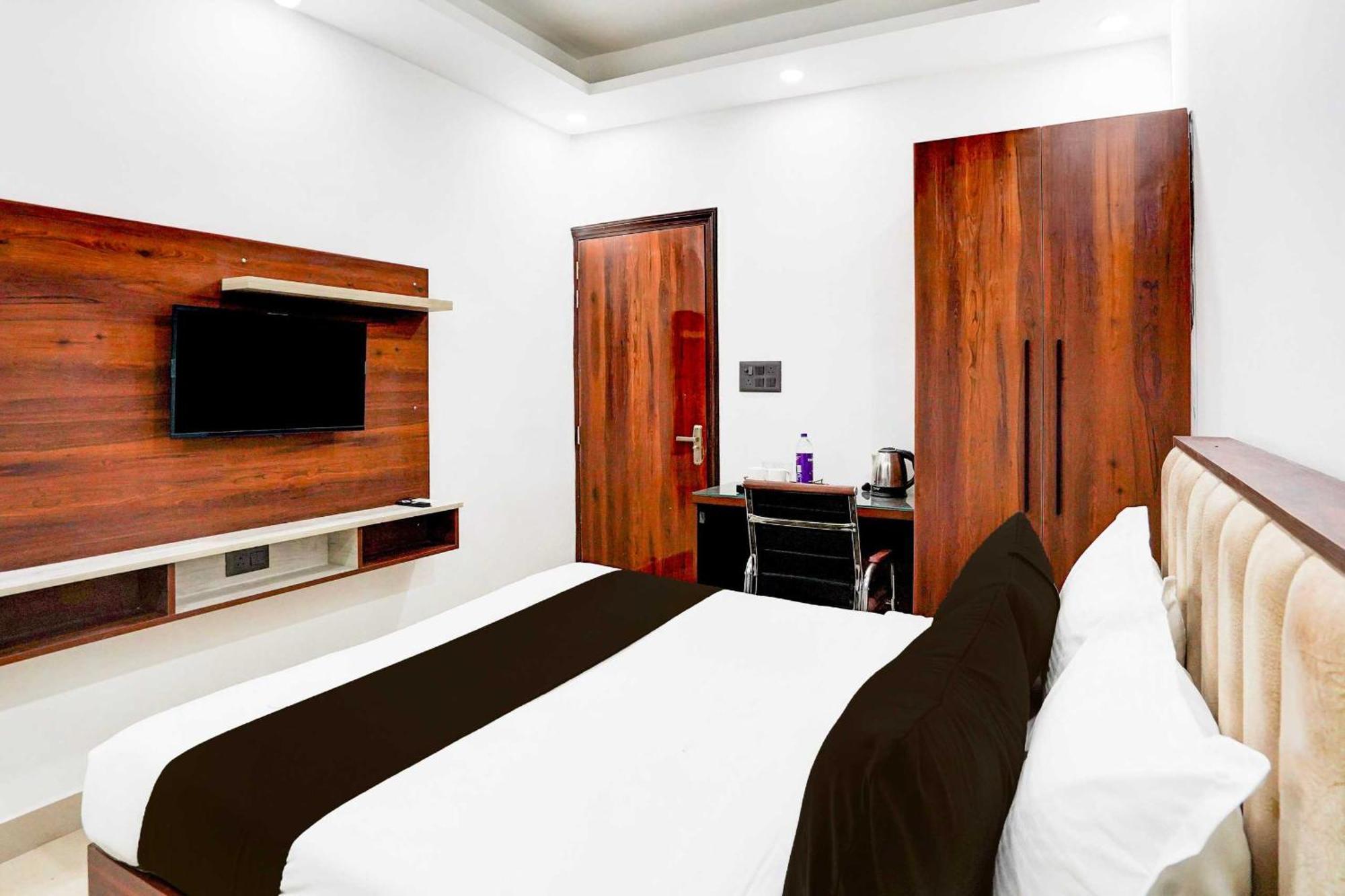 Super Hotel O Global New Delhi Eksteriør billede