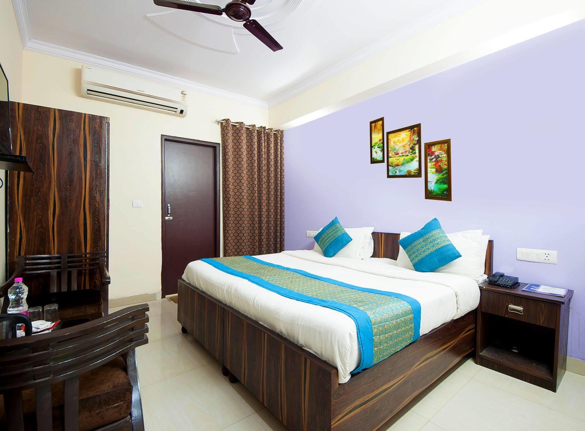 Super Hotel O Global New Delhi Eksteriør billede