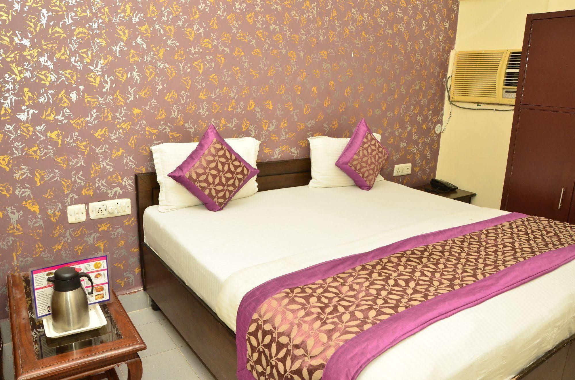 Super Hotel O Global New Delhi Eksteriør billede