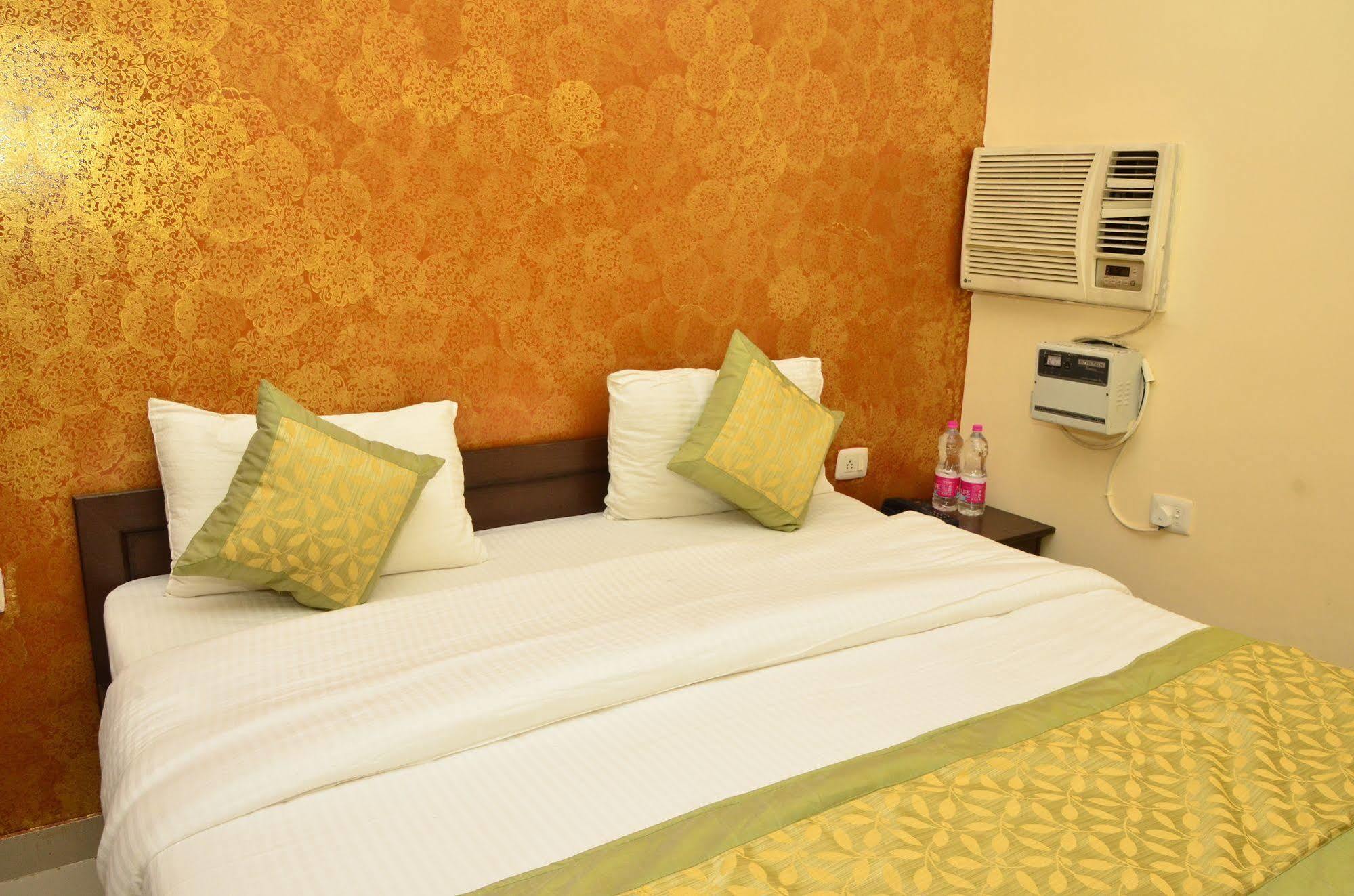 Super Hotel O Global New Delhi Eksteriør billede