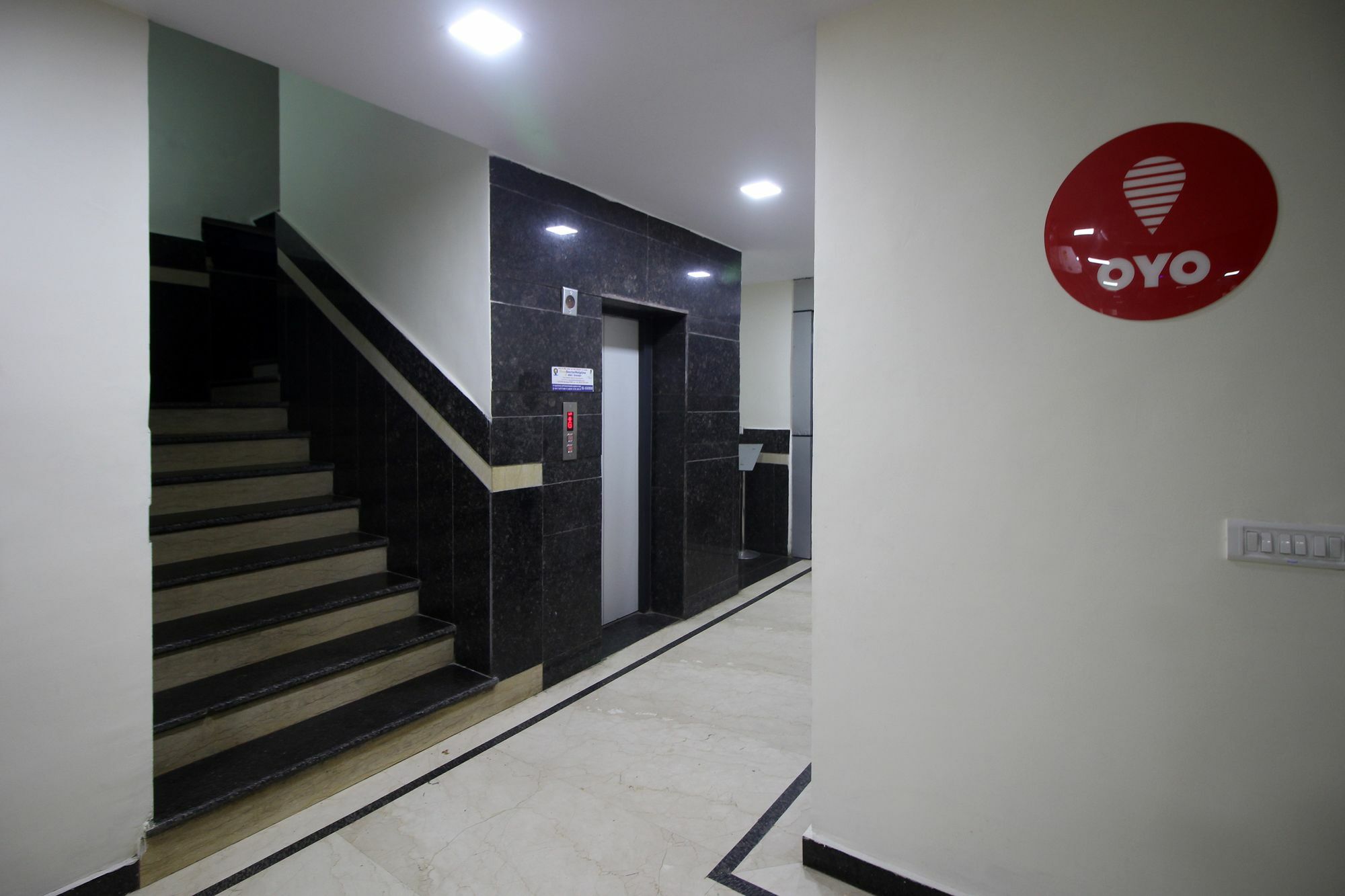 Super Hotel O Global New Delhi Eksteriør billede